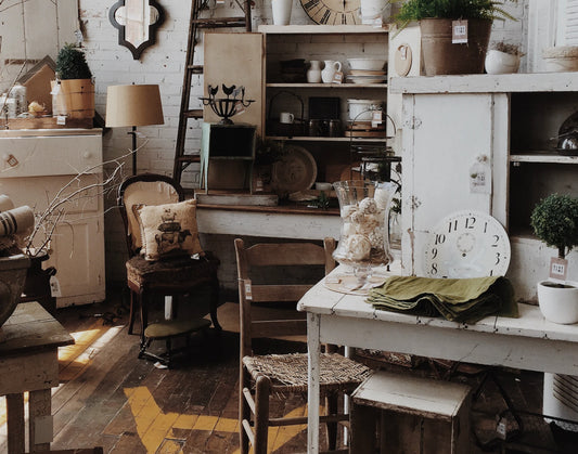 The Allure of Vintage Decor
